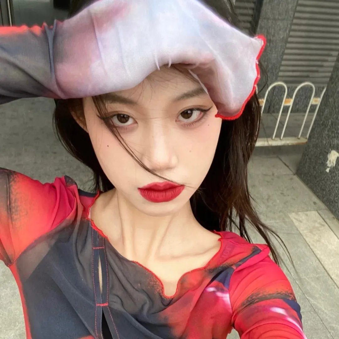 潜藏敌影